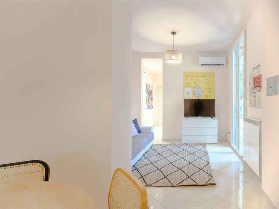 Apartamento Indipendenza Cozy With Private Garden *