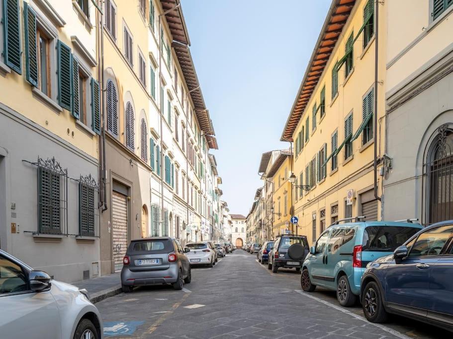 Indipendenza Cozy With Private Garden Apartamento